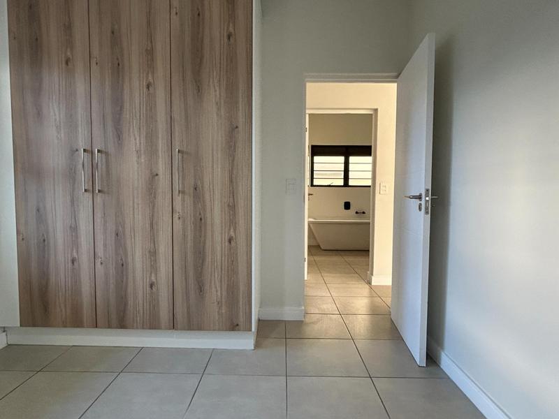 To Let 3 Bedroom Property for Rent in Sandown Western Cape